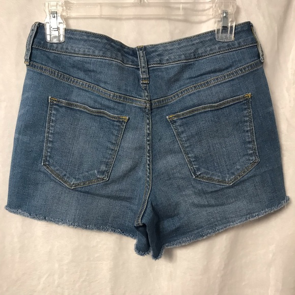 Universal Thread Pants - Universal Thread blue jean shorts womens size 4/27.